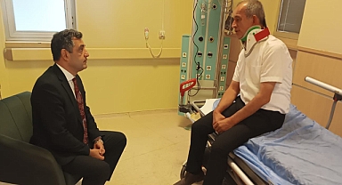 AK PARTİLİ BELEDİYE BAŞKAN KAZA YAPTI