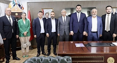 ANAHTAR PARTİ’DEN BAŞKAN VEKİLİ DEMİRDİREK’E HAYIRLI OLSUN ZİYARETİ