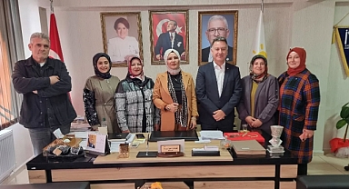 KADINLAR AYDINLIK YARINLARIN TEMİNATIDIR