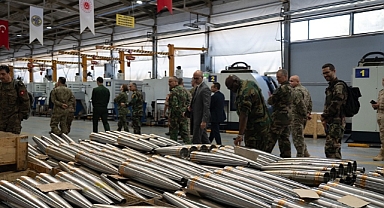 YABANCI ASKERÎ ATAŞELERDEN MÜHİMMAT VE SİLAH FABRİKALARINI ZİYARET