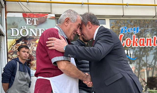 BAŞKAN AKYÜZ, HER SABAH ESNAFIMIZIN DERTLERİNİ DİNLEMEDEN MAKAMA OTURMUYOR 