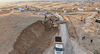 KARŞIYAKA MAHALLESİ’NDEKİ HAFRİYAT YOLUNDA ÇALIŞMALAR BAŞLADI
