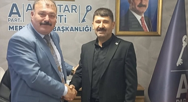 MHP’DEN ANAHTAR PARTİ’YE GEÇİŞ