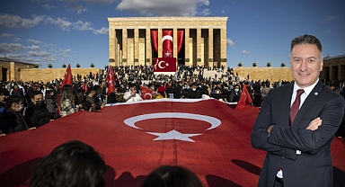 ONUN FİKİRLERİNE OLAN İNANCIMIZI BİR KEZ DAHA GÜÇLÜ BİR ŞEKİLDE VURGULUYORUZ