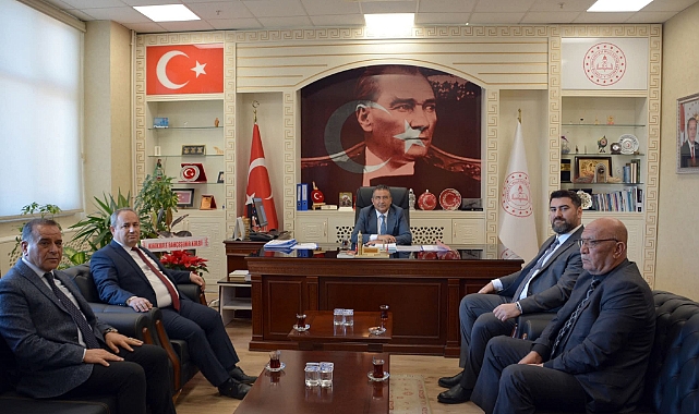 ANAHTAR PARTİ’DEN İL MİLLÎ EĞİTİM MÜDÜRLÜĞÜ’NE NEZAKET ZİYARETİ