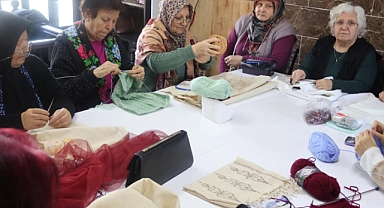 GELENEKSEL EL SANATLARI YAŞATILIYOR: TĞ̆ ÖRÜCÜLÜĞÜ KURSU AÇILDI