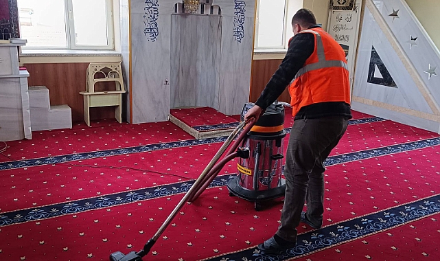 BAYRAM TEMİZLİĞİNE KÖYLERDEN BAŞLADI 