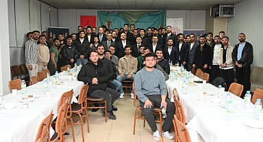 HAMİDİYE ERKEK ÖĞRENCİ YURDU’NDA SAHUR YAPTILAR 