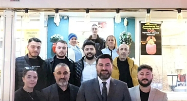 ÜNİVERSİTELİLER, ANAHTAR PARTİ İFTARINDA BULUŞTU