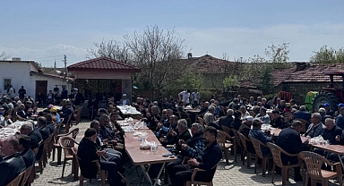 İNYURT AİLESİNDEN ANLAMLI BULUŞMA: MEVLİD PROGRAMINA YOĞUN KATILIM