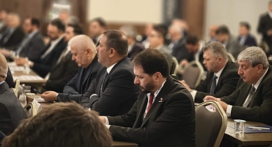 MÜSİAD GELECEĞE DOĞRU EMİN ADIMLAR ATIYOR 