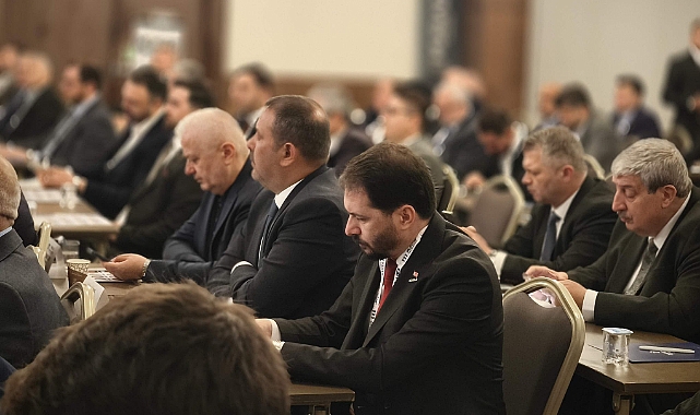 MÜSİAD GELECEĞE DOĞRU EMİN ADIMLAR ATIYOR 