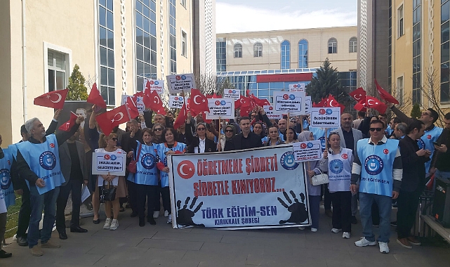 ŞİDDETE KARŞI MEYDANA İNDİLER 