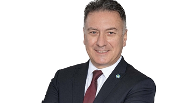 SİZLER, MİLLETİMİZİN UMUT ÇİÇEKLERİ, AYDINLIK YARINLARIMIZIN GÜÇLÜ KOLLARISINIZ 