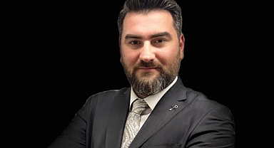HUZUR BULDUĞUMUZ SARSILMAZ BİR ÇINARIDIR