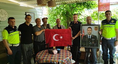 ŞEHİDİMİZ YUSUF ERGÜN’ÜN AİLESİNE ANLAMLI TAZİYE ZİYARETİ