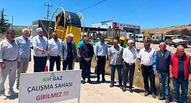 SULAKYURT'TA DOĞALGAZ DÖNEMİ BAŞLADI: İLK KAZMA VURULDU